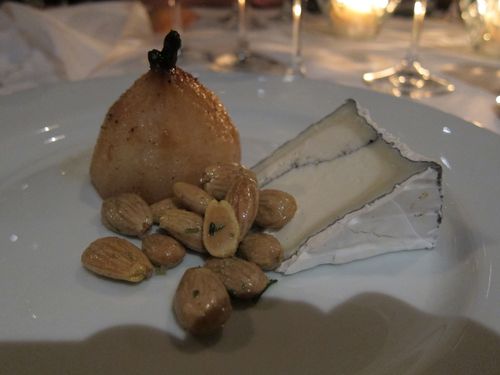 Pear:almonds:cheese